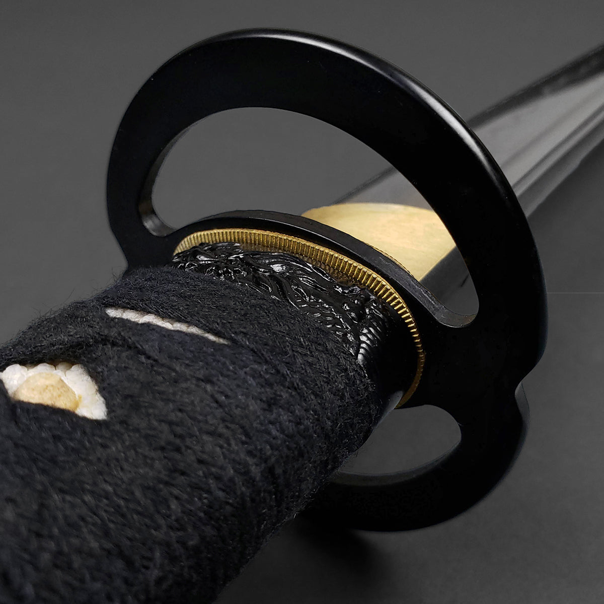 Musashi "Infinity Ring" Black Katana tsuba 2.