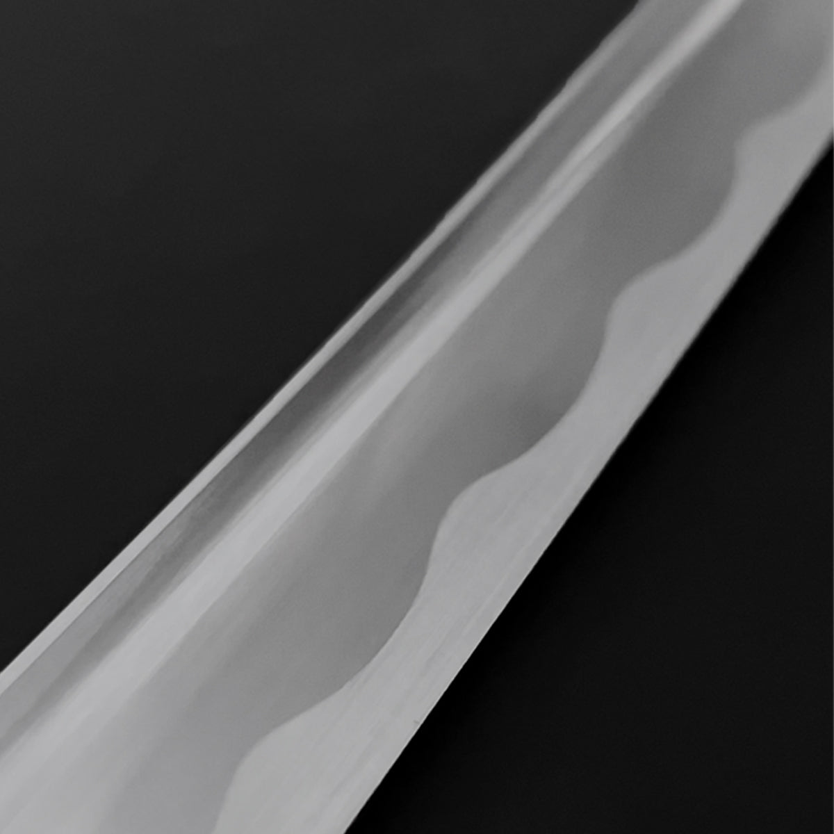White “Watatsumi” Katana bo-hi.
