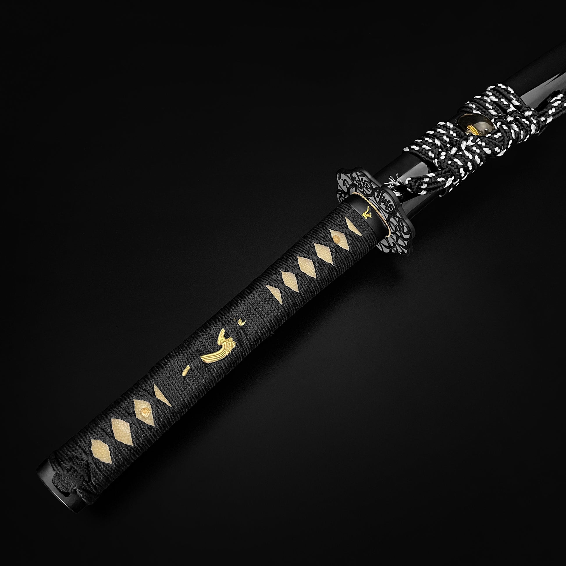 Book of Five Rings “Go Rin No Sho” Katana tsuka 2.