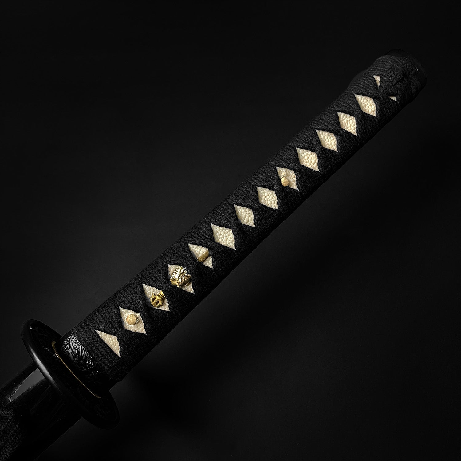 Black "Ryu" Katana tsuka.