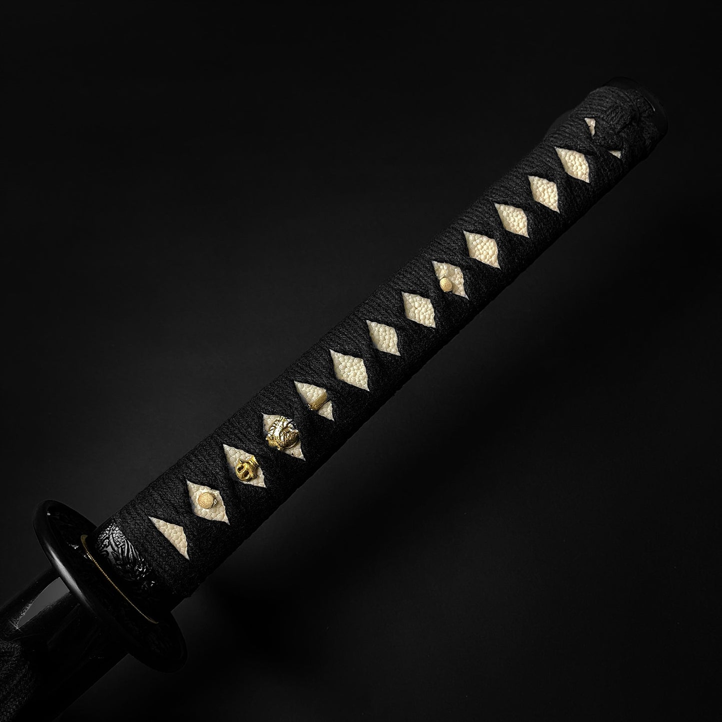 Black "Ryu" Katana tsuka.